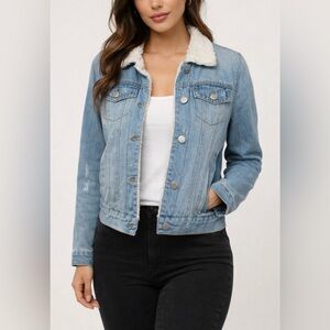 Ashley Vintage Charm Classic Sherpa Lined Distressed Denim Jacket Size Small